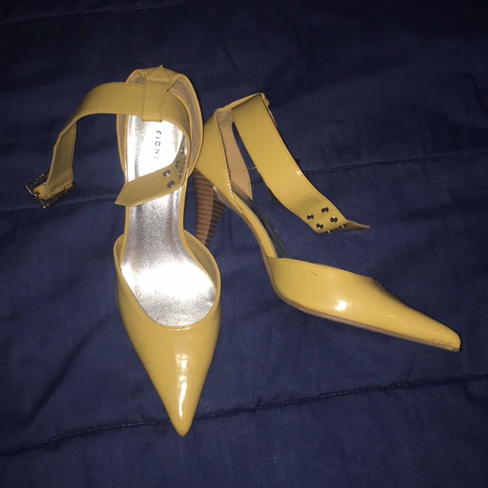 Yellow Vintage Heels
